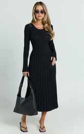 Long Sleeve Tie Back Flare Dress in Black - Urban Luxe Apparel