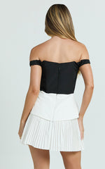 Off Shoulder Pleated Dress in Black/White