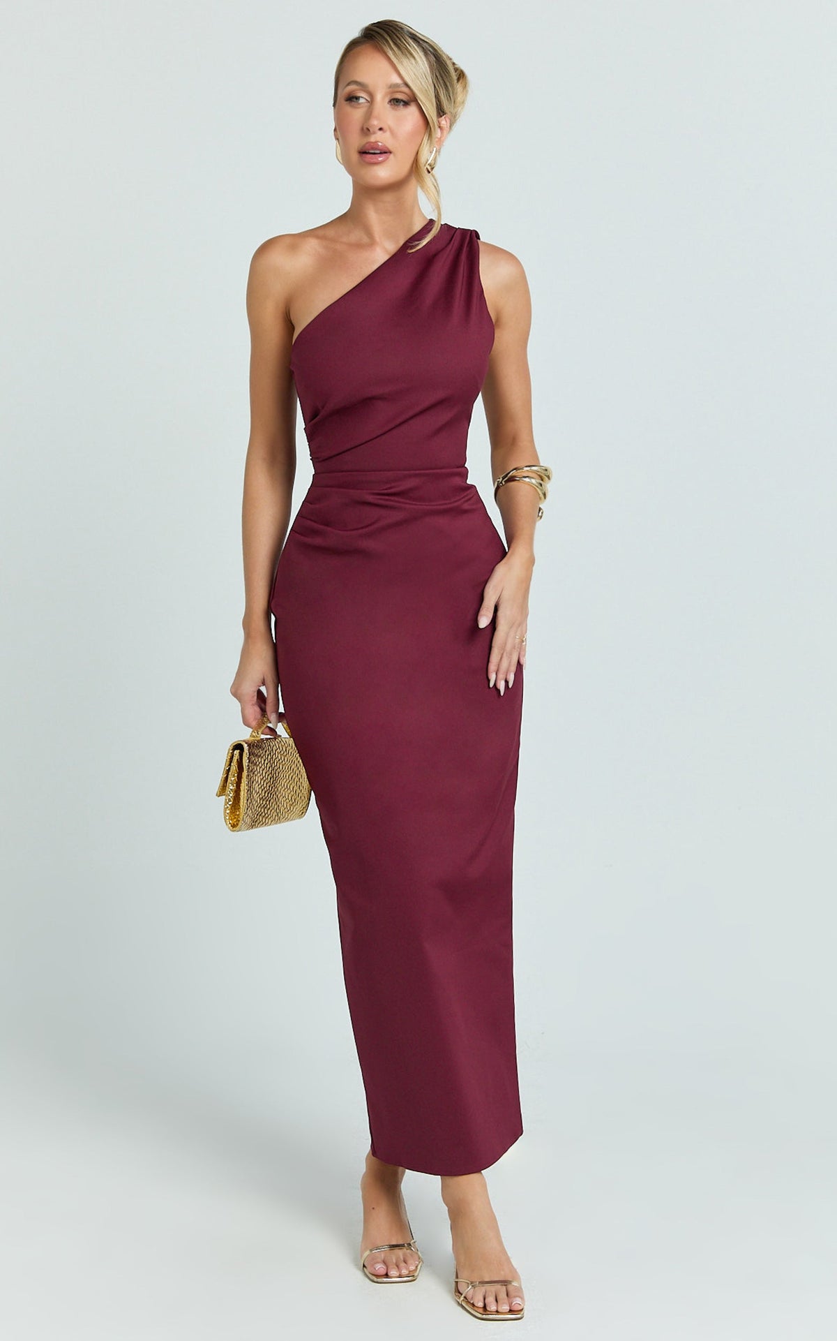 One Shoulder Fitted Dress in Wine